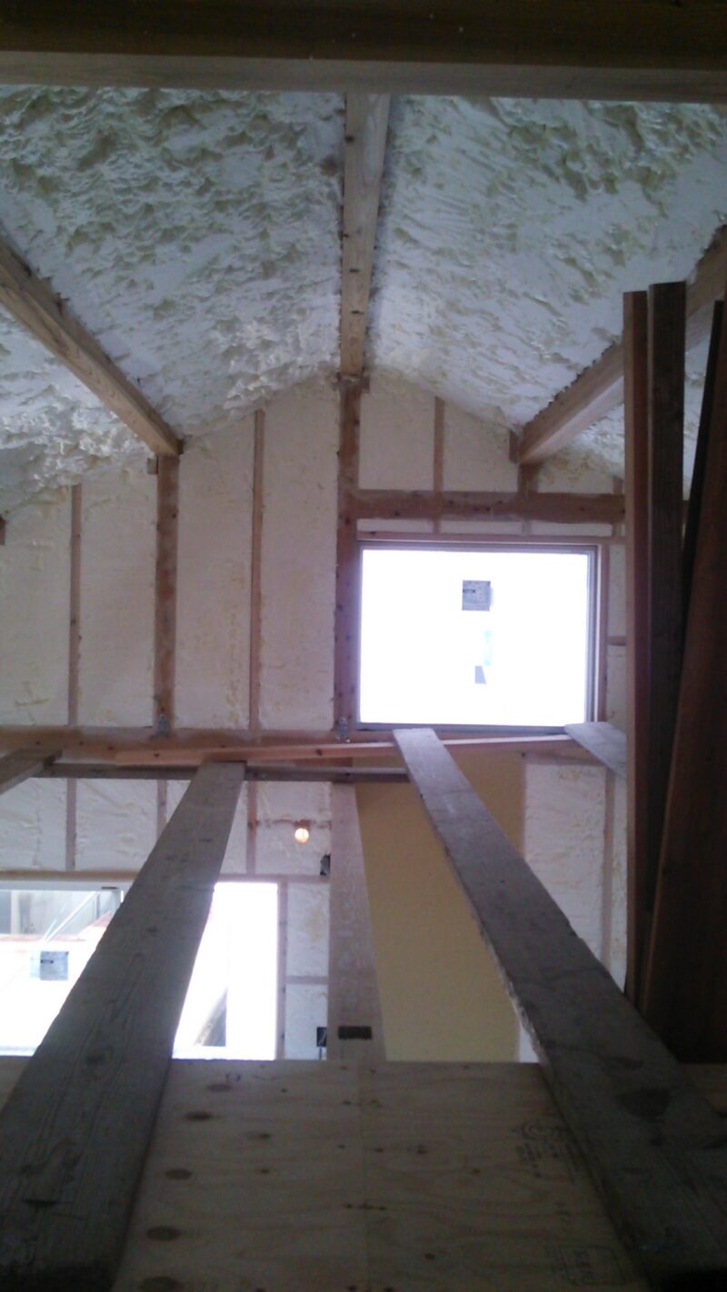天井の断熱材　アイシネンの施工実例