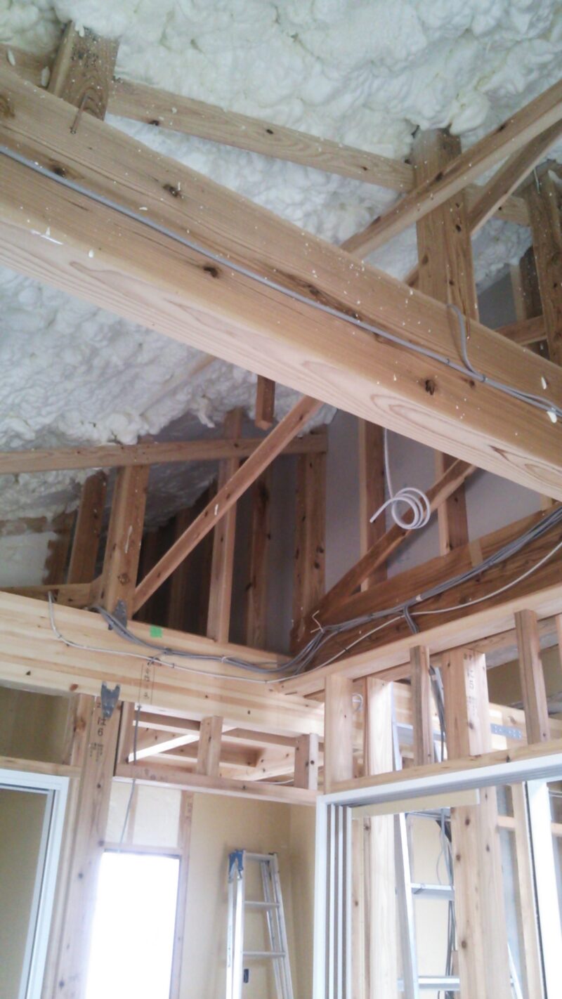 天井の断熱材　アイシネンの施工実例